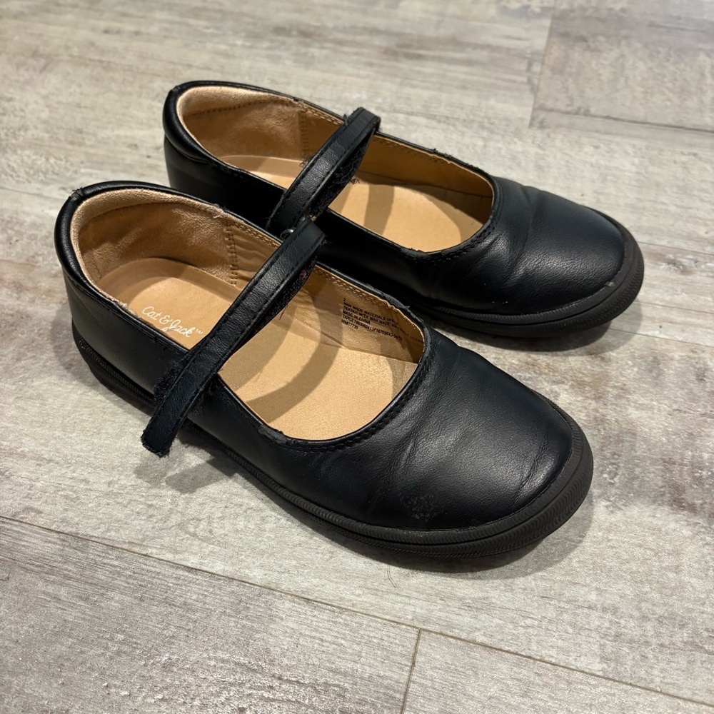 Cat & Jack Black Mary Jane Shoes Size 2